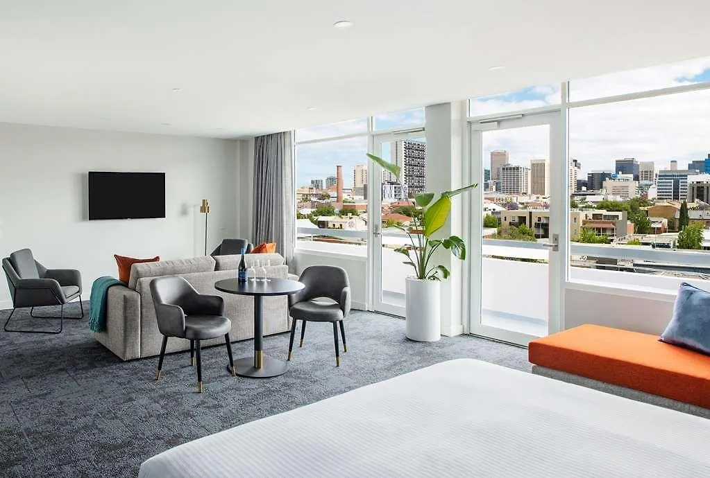 ****  Hotel Alba Adelaide Australia