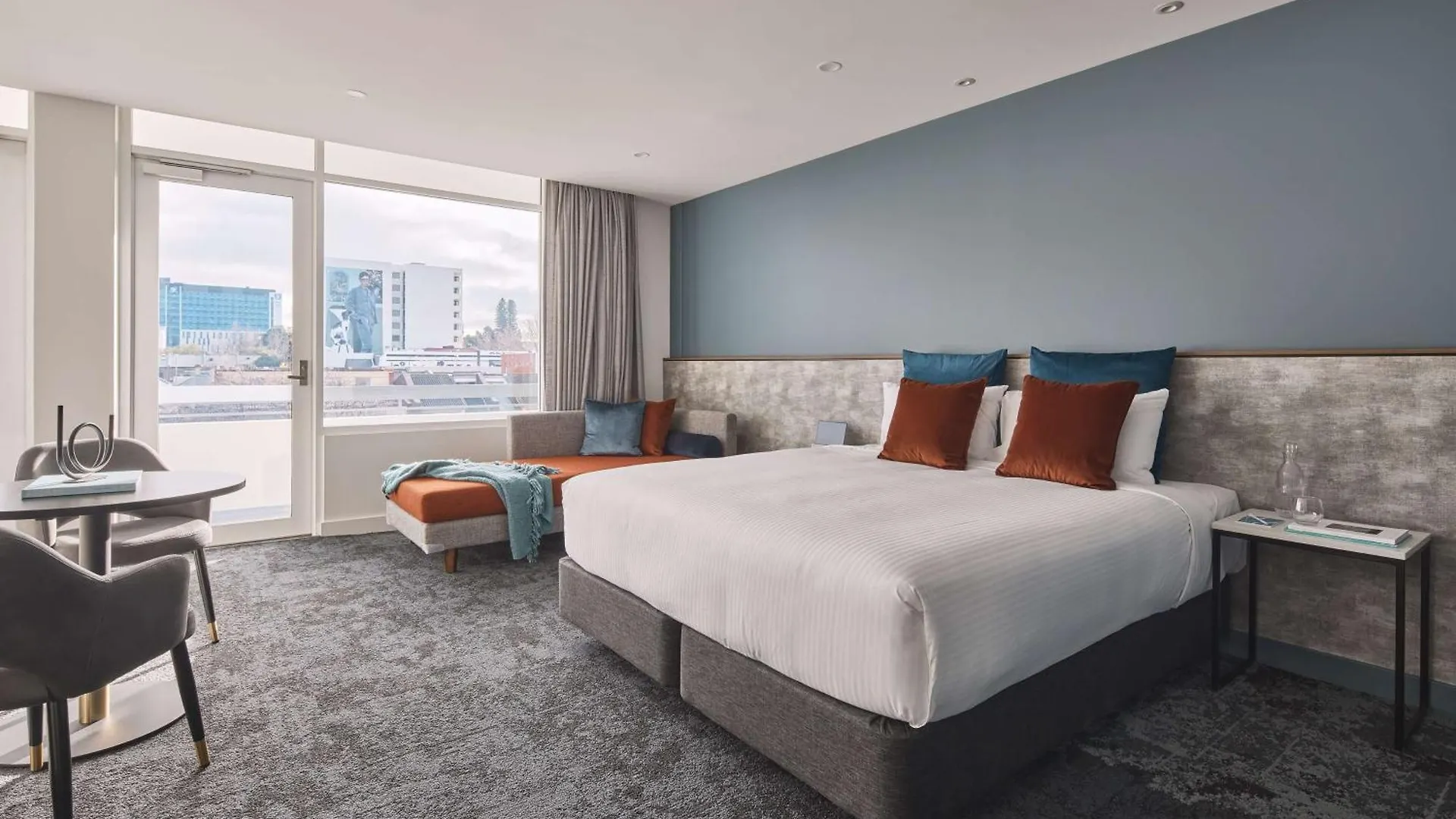 Hotel Alba Adelaide