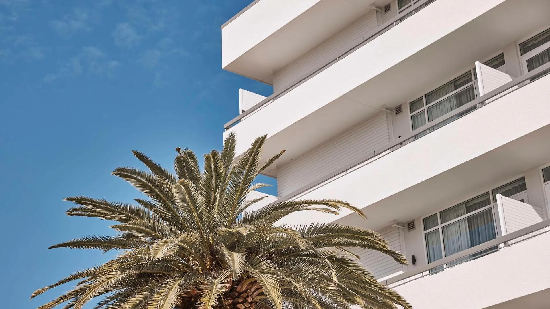Hotel Alba Adelaide